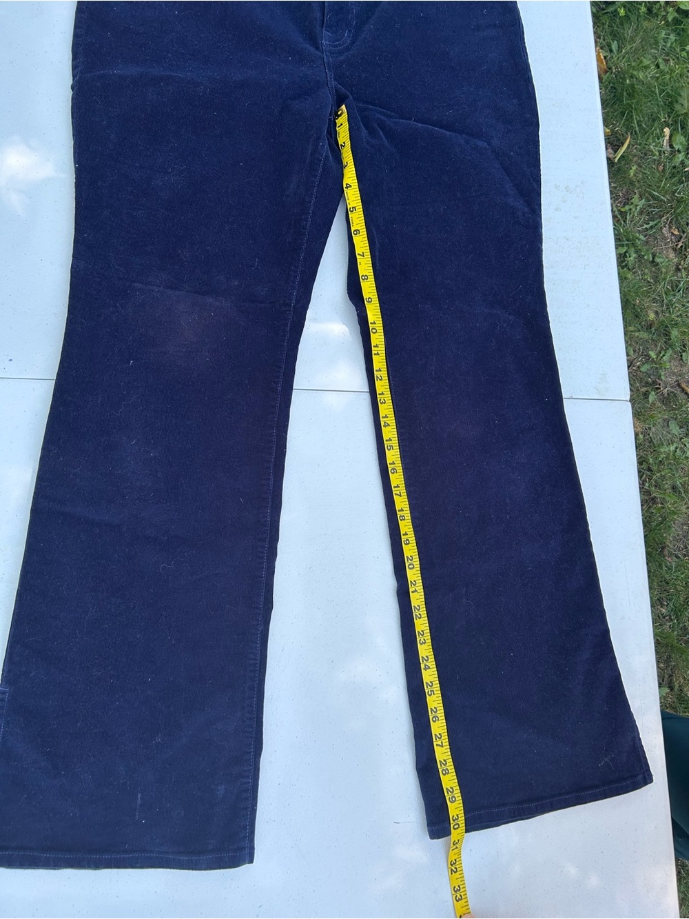 Madewell Kick-Out Corduroy Pants